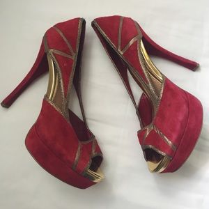 Red and gold Jessica Simpson heels
